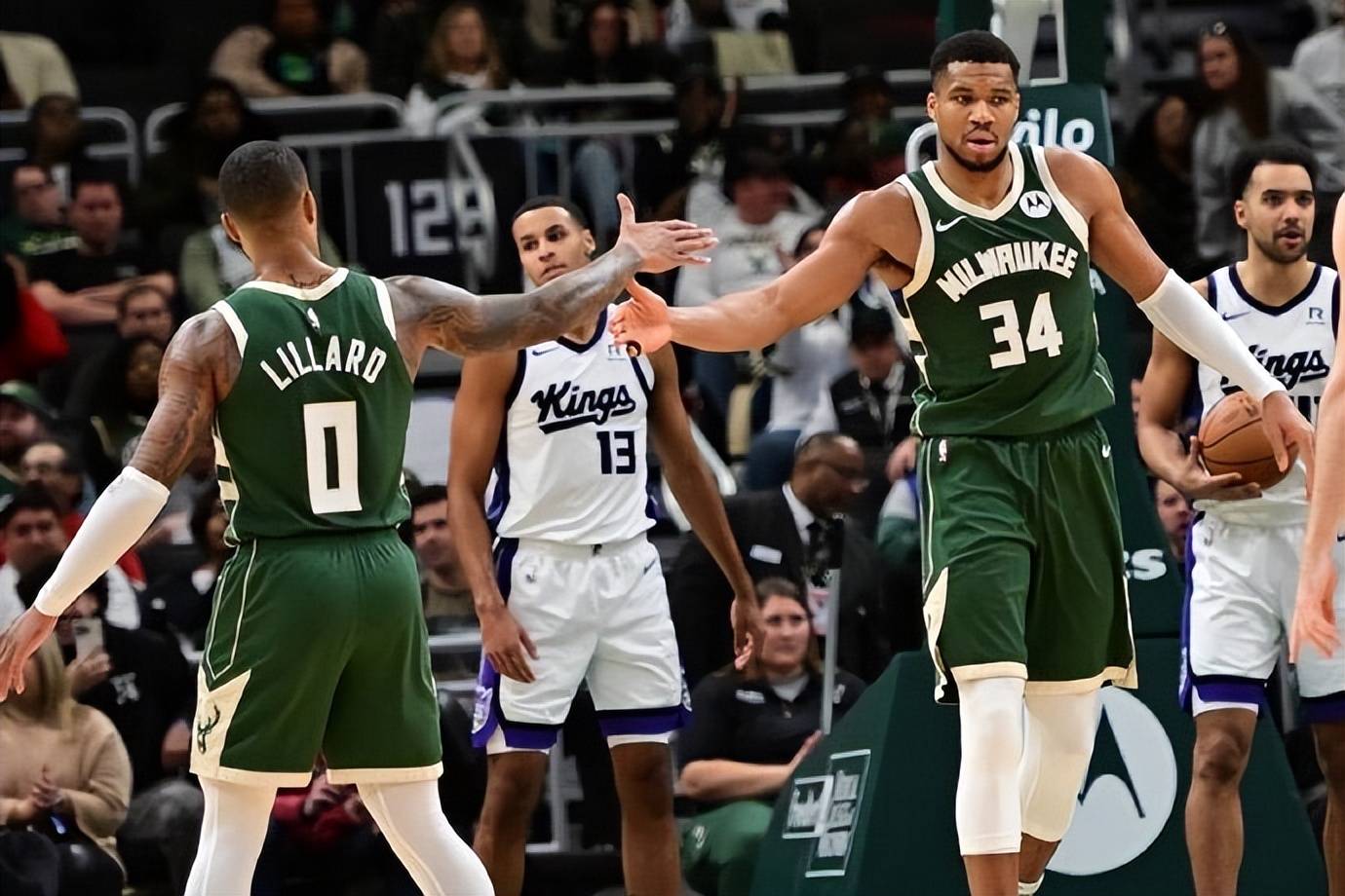 米兰体育-NBA自由市场第2天！雄鹿裁利拉德签特纳，瓦兰换萨里奇S的简单介绍
