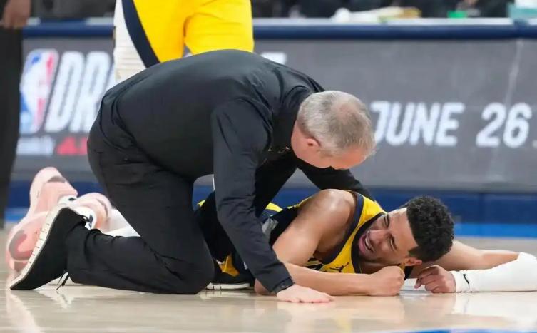 NBA自由市场第2天！雄鹿裁利拉德签特纳，瓦兰换萨里奇S的简单介绍