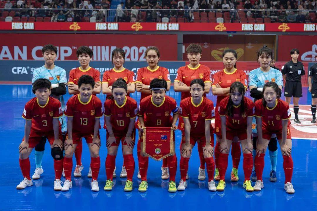 包含获得亚足联各级牌照的俱乐部(2025-26赛季)的词条